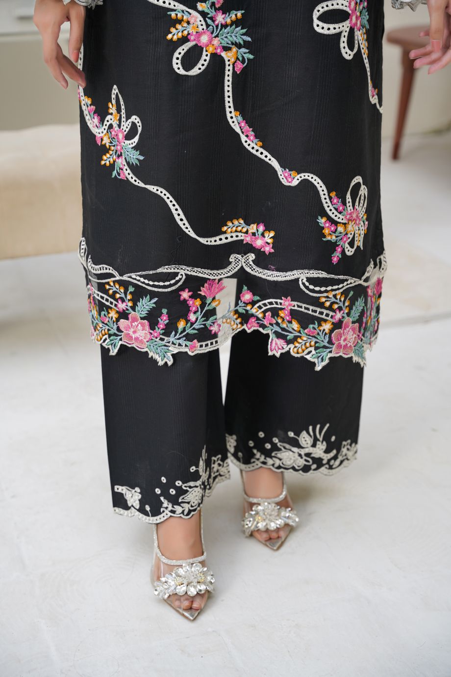 Best Selling - 3 PC Embroidered Flowered Suit