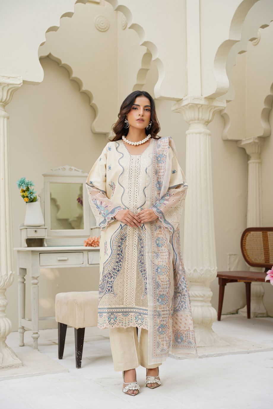 Best Selling - 3 PC Embroidered Suit