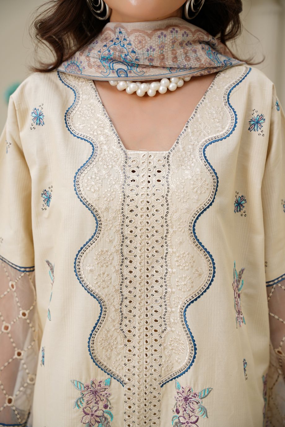 Best Selling - 3 PC Embroidered Suit