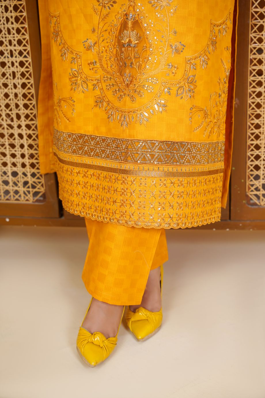 Best Selling - 3 PC Embroidered Suit