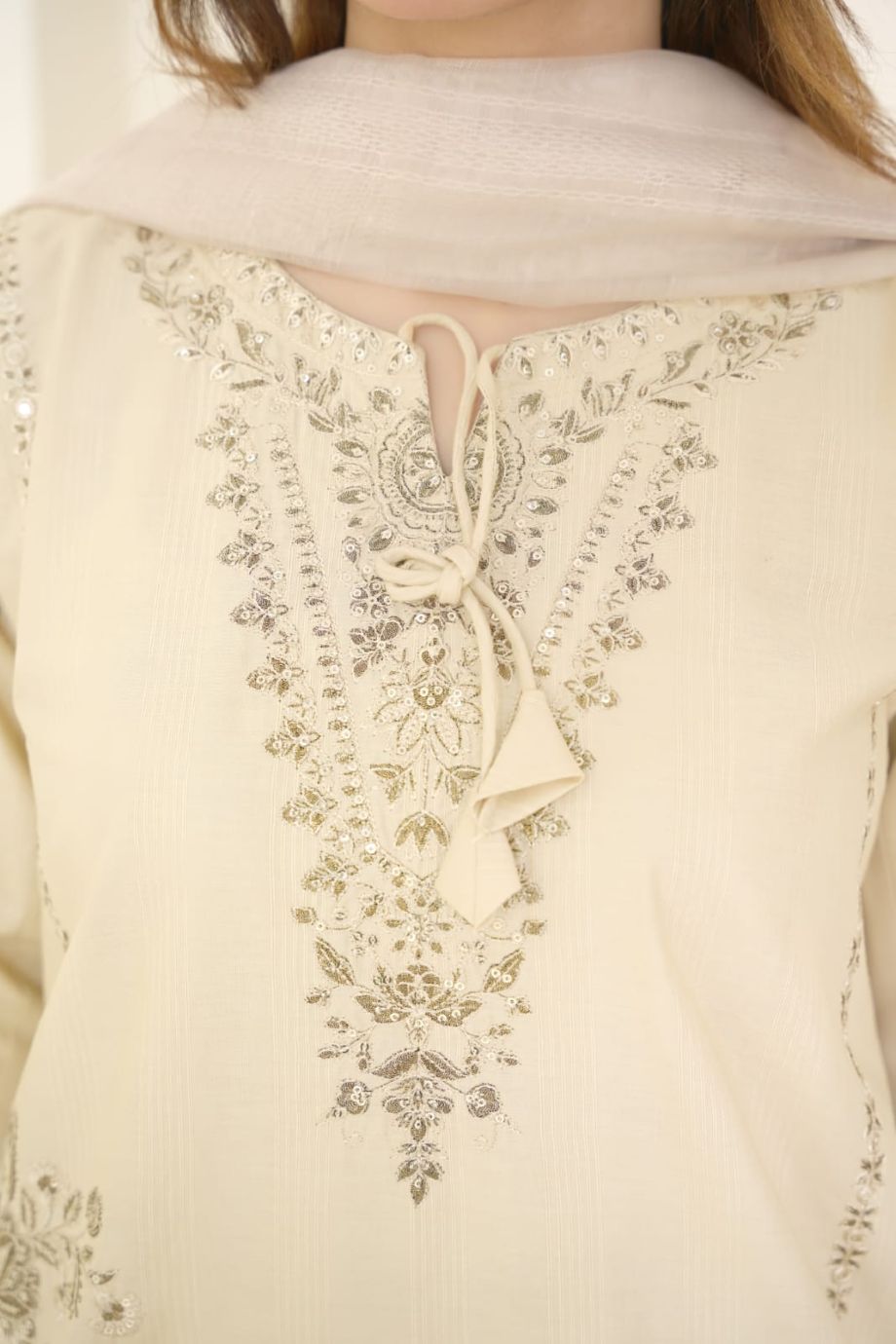 Best Selling - 3 PC Embroidered Suit