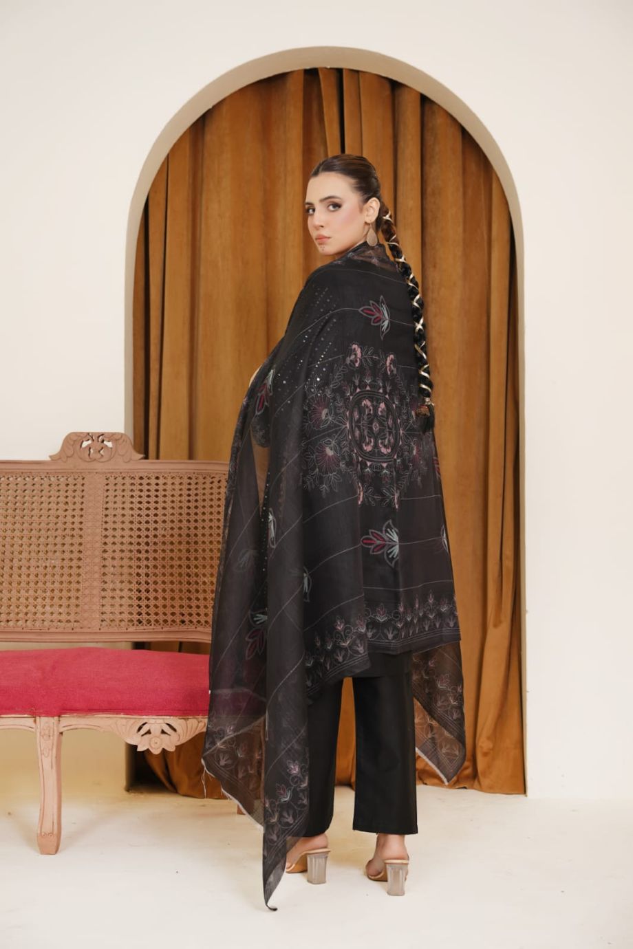 Best Selling - 3 PC Embroidered Suit