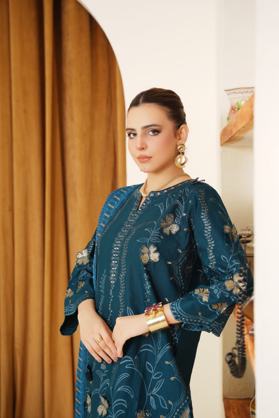 Best Selling - 3 PC Embroidered 3D Design Suit