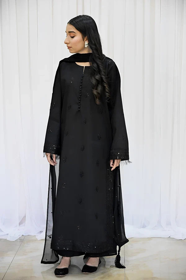 The Heritage Black 3PC Embroidered
