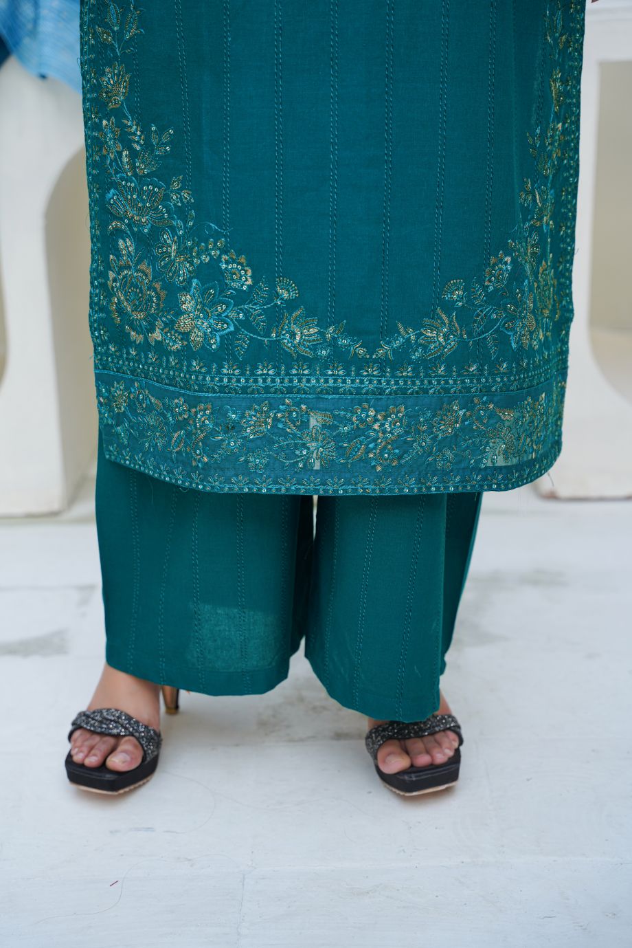 Best Selling - 3 PC Embroidered Suit