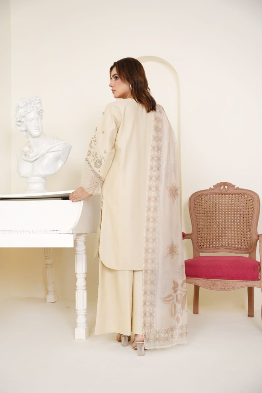 Best Selling - 3 PC Embroidered Suit