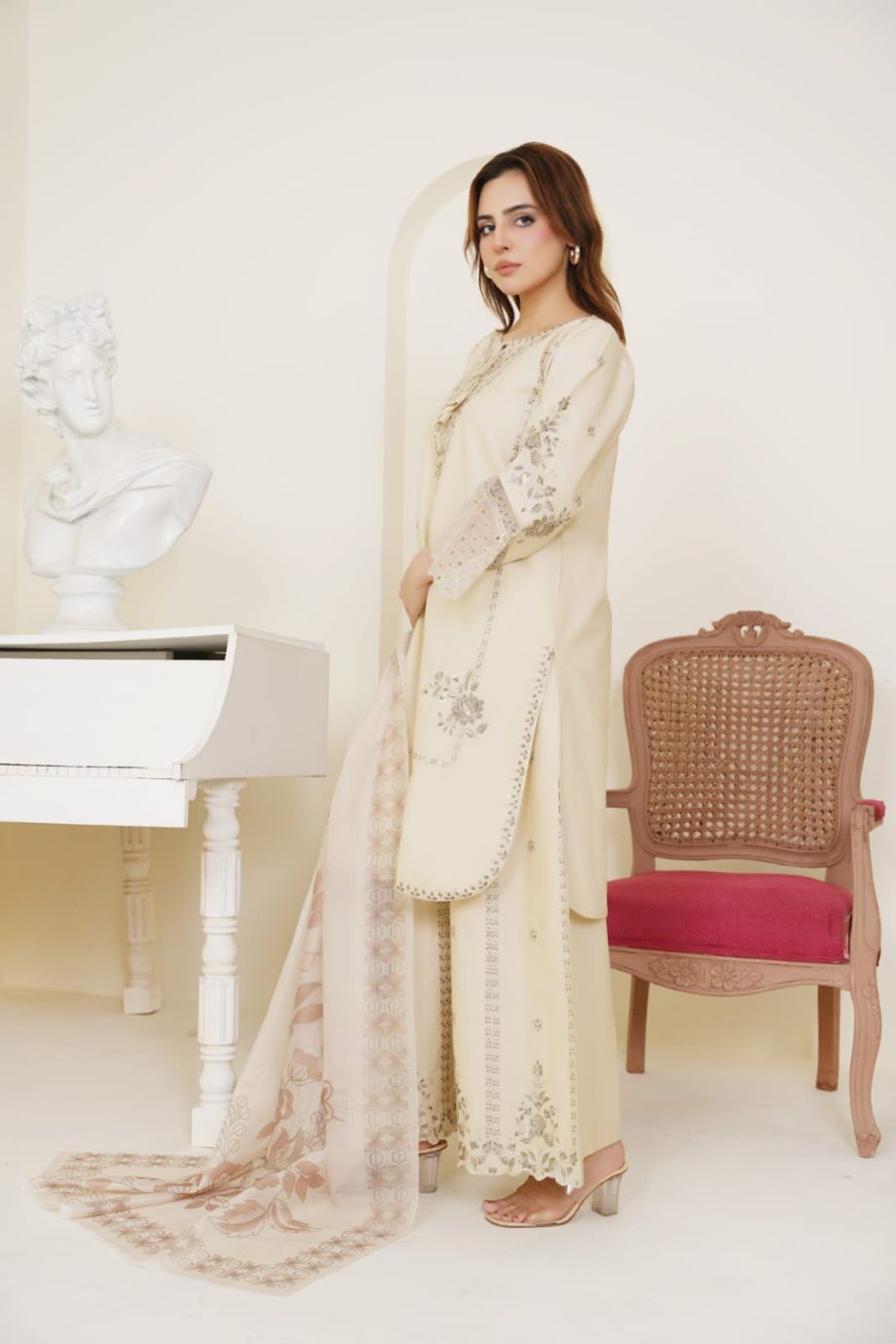 Best Selling - 3 PC Embroidered Suit