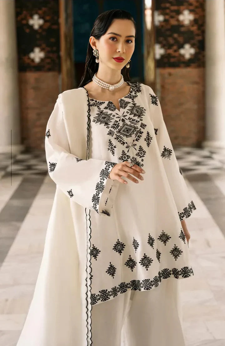 Embroidered Juliet 3PC
